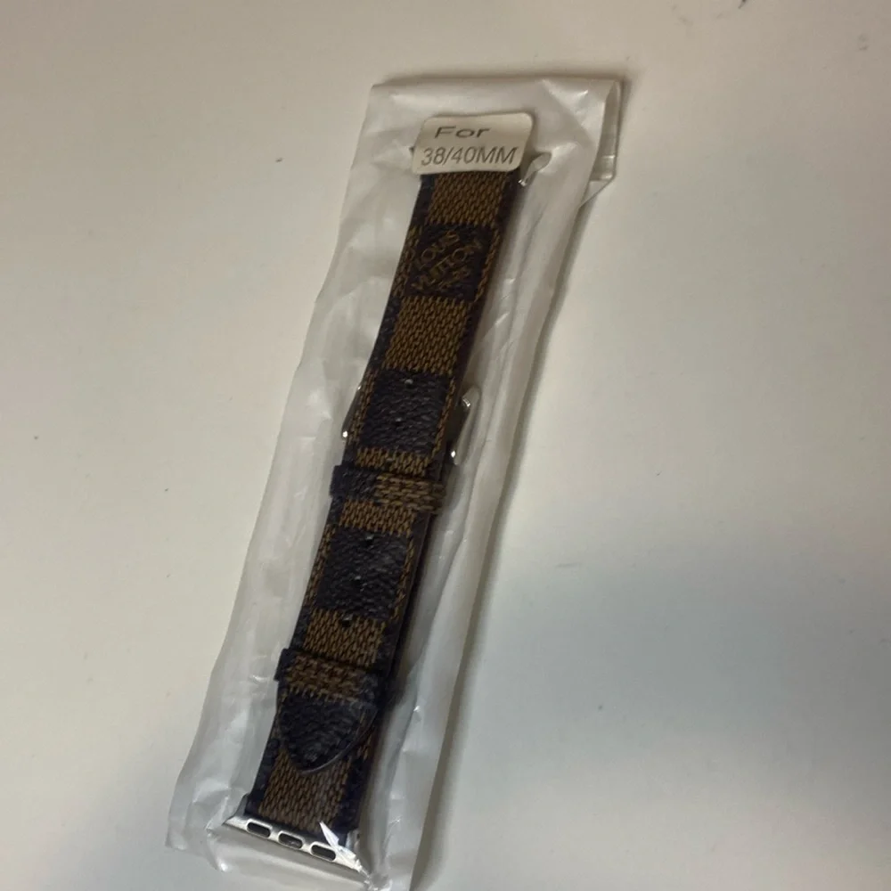 Apple Watch LV strap